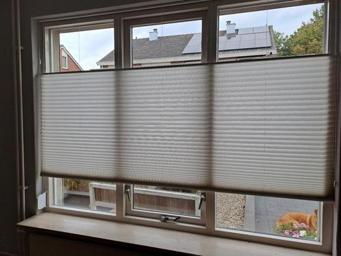 Plissé 4 stuks, 1 jaar oud, Huis en Inrichting, Stoffering | Gordijnen en Lamellen, Zo goed als nieuw, 150 tot 200 cm, 150 tot 200 cm
