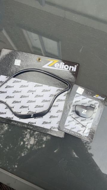 Zelioni tellerrand en zelioni sleutelhoes beschikbaar voor biedingen