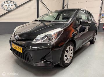 Toyota Yaris 1.5 Hybrid Aspiration Cruise|Camera|Trekhaak beschikbaar voor biedingen