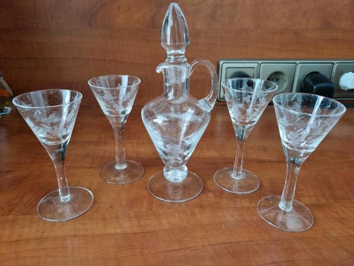 LUXE LIKEURSET, KARAF&4 GLAASJES., Antiek en Kunst, Antiek | Glas en Kristal, Ophalen of Verzenden