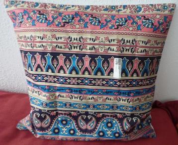 Decoratieve Kussenhoes. beschikbaar voor biedingen