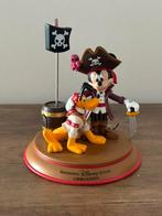 Disney shanghai mickey mouse pluto beeldje met kaart klem, Verzamelen, Disney, Ophalen, Mickey Mouse, Zo goed als nieuw, Beeldje of Figuurtje