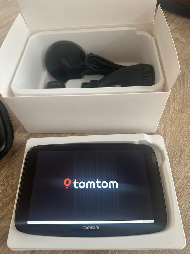 TomTom Go Expert Plus 7 Premium Pack Wereld + beschermhoes, Auto diversen, Autonavigatie, Zo goed als nieuw, Ophalen