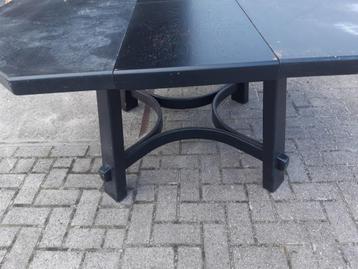  Eetkamertafel 6 hoekig  beschikbaar voor biedingen
