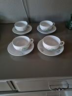 Vier Mosa kop en schotels met bloemmotief, Ophalen of Verzenden