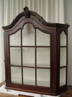 Antiek Notenhouten vitrinekastje    Zeer oud., Ophalen