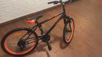 Mooie sportfiets jongens helemaal heel, Fietsen en Brommers, Fietsen | Jongens, Ophalen, Versnellingen, Zo goed als nieuw, Amigo BMX