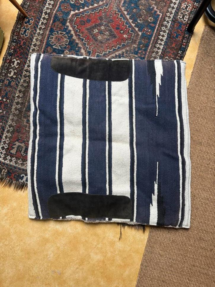 Westernpad blauw, wit, zwart, Dieren en Toebehoren, Paarden en Pony's | Dekens en Dekjes, Zo goed als nieuw, Ophalen of Verzenden