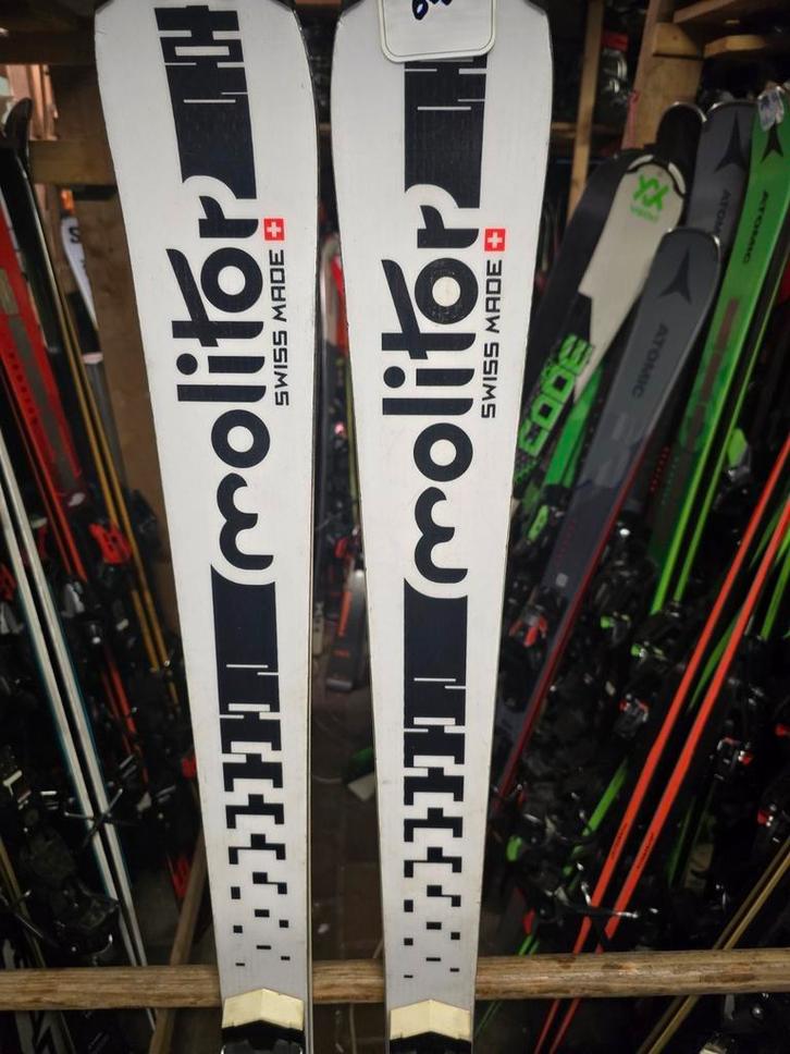 162cm MOLITOR RELEASE R1 dat stockli laser voor swiss markt, Sport en Fitness, Skiën en Langlaufen, Zo goed als nieuw, Ski's, Skiën