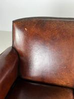 Schapenleren 3 zits bank klassiek Mancave, Huis en Inrichting, Banken | Sofa's en Chaises Longues, Ophalen, Zo goed als nieuw