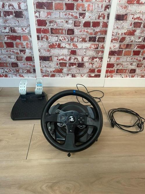 Trustmaster T300, Spelcomputers en Games, Spelcomputers | Sony PlayStation Consoles | Accessoires, Zo goed als nieuw, PlayStation 4