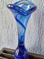 Prachtig vintage Murano (?) trompet vaasje / design blauw, Antiek en Kunst, Antiek | Vazen, Ophalen of Verzenden