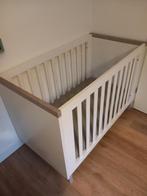 Baby ledikant + matras, Ophalen of Verzenden, Zo goed als nieuw, Ledikant