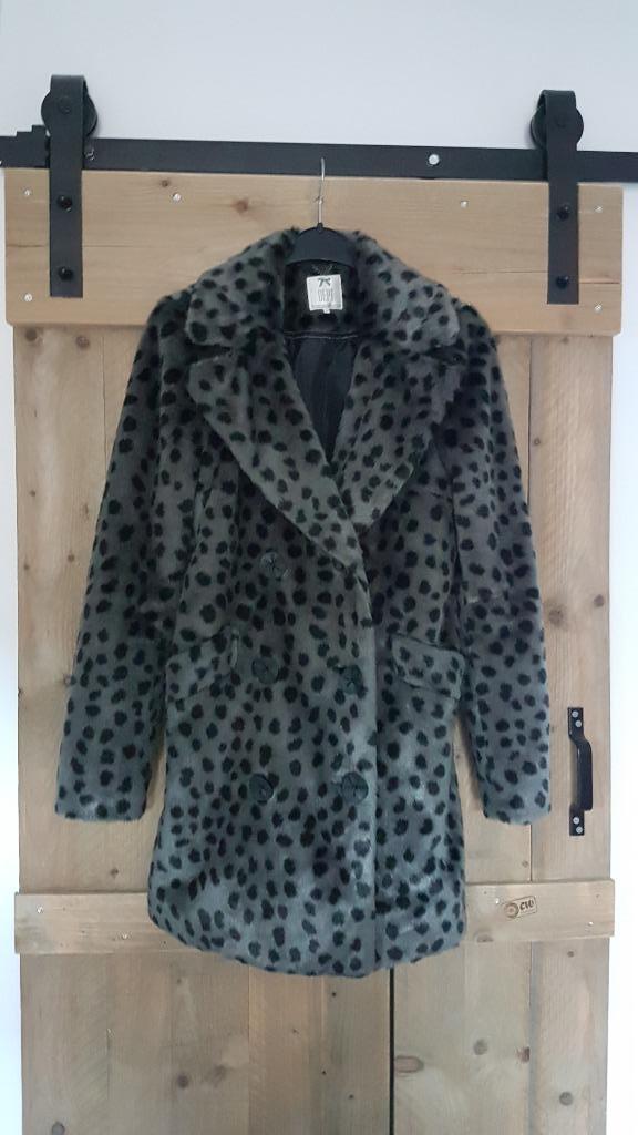 Dames winterjas Dept maat S imitatiebont panterprint grijs, Kleding | Dames, Jassen | Winter, Zo goed als nieuw, Maat 36 (S), Zwart