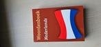 Woordenboek Nederlands, Nederlands, Ophalen of Verzenden, Zo goed als nieuw, Van Dale
