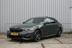 BMW 3-Serie 330i HUD|Dakje|H&K|Laser|M-pakket|Dealer ond|, Automaat, 1998 cc, Achterwielaandrijving, 74 €/maand