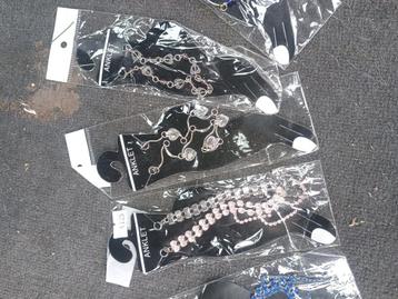 Ruim 150 enkel bandjes beschikbaar voor biedingen