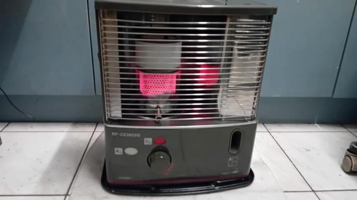 petroleum kachel oliekachel net nieuwe kous / lont kachel, Huis en Inrichting, Kachels, Gebruikt, Vrijstaand, Petroleumkachel