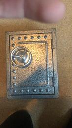 Mooie kluis, Ophalen of Verzenden, Zo goed als nieuw, Metaal of Blik, Overige thema's