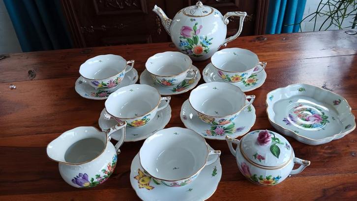 Herend Theeservies Bouquet de Tulipe, Antiek en Kunst, Antiek | Servies compleet, Ophalen of Verzenden