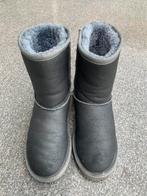 Mooie orginele Uggs maat 38, Kleding | Dames, Schoenen, Ophalen of Verzenden, Zo goed als nieuw, Zwart