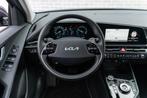 Kia Niro EV DynamicLine 64.8 kWh | Navigatie | Apple carplay, Stof, Gebruikt, 750 kg, 1657 kg