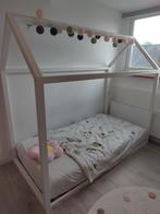 Leuk wit kinderbed huismodel Petit Amelie, Ophalen, Gebruikt, 70 tot 85 cm, Matras