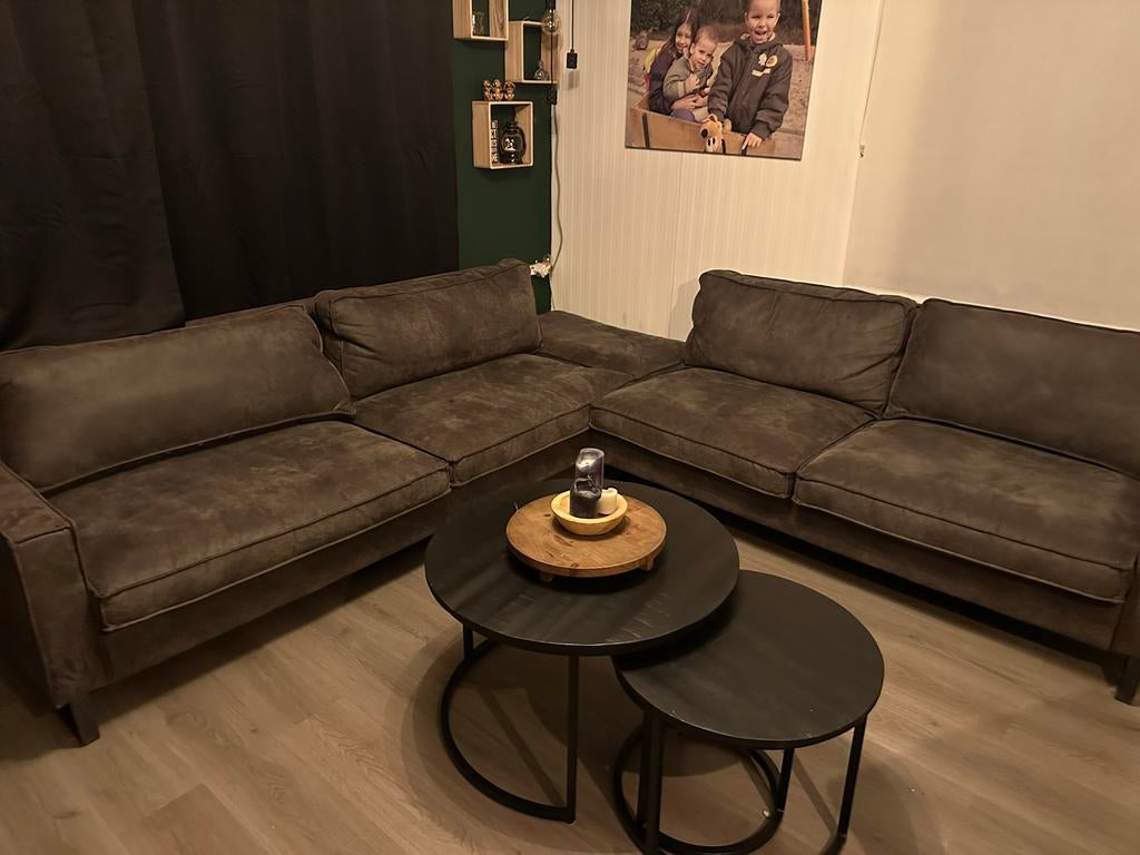 Grijze hoekbank – zo goed als nieuw – 1 jaar oud, Ophalen, 250 tot 300 cm, Gebruikt, Hoekbank
