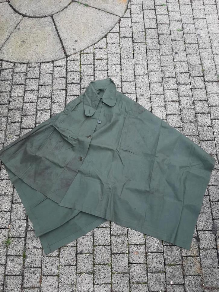 Engels uniform regencape 2 stuks  reenactment, Verzamelen, Militaria | Tweede Wereldoorlog, Landmacht, Kleding of Schoenen, Engeland
