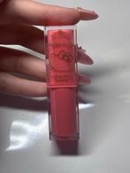Essence hello kitty, Sieraden, Tassen en Uiterlijk, Uiterlijk | Cosmetica en Make-up, Lippen, Nieuw, Ophalen of Verzenden, Make-up