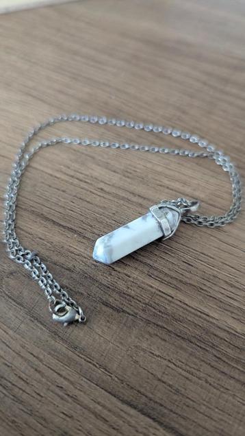 Marble look steenhanger – kettinghanger beschikbaar voor biedingen