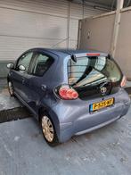 Toyota Aygo 1.0 12V Vvt-i 5DRS 2010 Grijs, Auto's, Voorwielaandrijving, 4 stoelen, 68 pk, Handgeschakeld