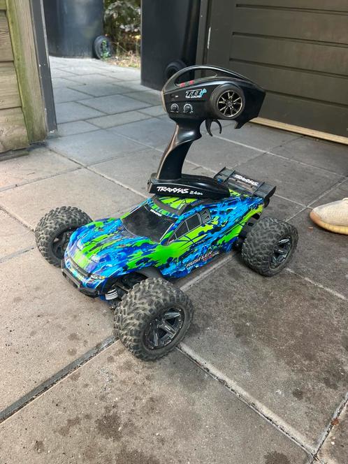 Rustler 4x4 Vxl incl 2 batterijen en lader, Hobby en Vrije tijd, Modelbouw | Radiografisch | Auto's, Auto offroad, Elektro, Ophalen