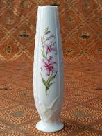 Mooi vintage vaasje uit Ierland van Belleek porselein., Ophalen of Verzenden