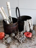 Duo 2 stoere metalen bakjes met hengsel., Huis en Inrichting, Woonaccessoires | Overige, Ophalen of Verzenden, Zo goed als nieuw