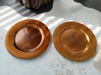 2 goud/ brons-kleurige onderborden/schalen, Huis en Inrichting, Keuken | Servies, Overige materialen, Gebruikt, Ophalen of Verzenden
