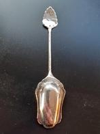 Antiek, zilveren rococo suikerschepje met bladmotief, Ophalen