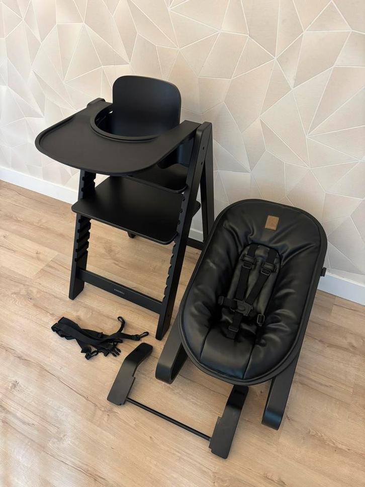 Kidsmill UP! Kinderstoel zwart met babyset-newborn-wipper, Kinderen en Baby's, Kinderstoelen, Gebruikt, Meegroeistoel, Ophalen