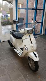 Witte Vespa s  .Biedin., Fietsen en Brommers, Scooters | Vespa, Ophalen, Maximaal 45 km/u, Vespa S, Zo goed als nieuw