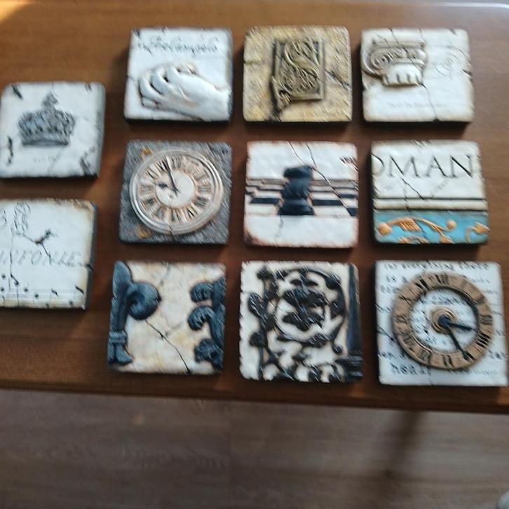 Disenyo wandtegels, Huis en Inrichting, Woonaccessoires | Wanddecoraties, Zo goed als nieuw, Ophalen