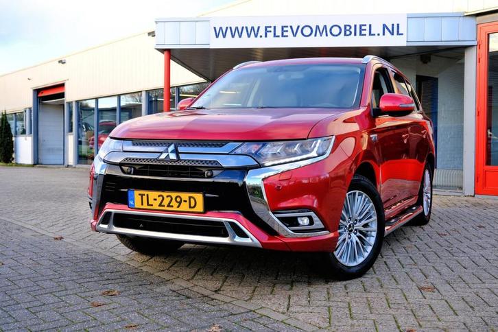 Mitsubishi Outlander 2.4 PHEV Intense+ Aut. Pano|1e Eig |Cam, Auto's, Mitsubishi, Bedrijf, Te koop, Outlander, 4x4, ABS, Achteruitrijcamera