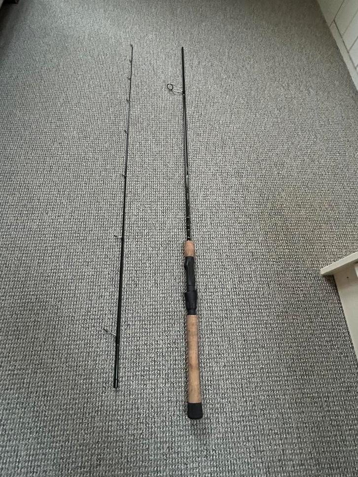 St Croix Legend Elite Spinning ES70LF2, Watersport en Boten, Hengelsport | Roofvissen, Zo goed als nieuw, Werphengel, Ophalen of Verzenden