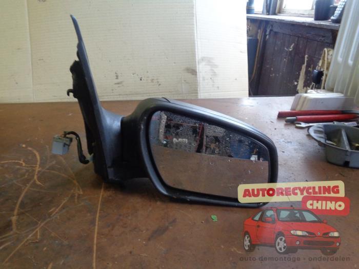 Buitenspiegel rechts van een Ford Focus, Auto-onderdelen, Spiegels, Ford, Gebruikt, 3 maanden garantie, Ophalen