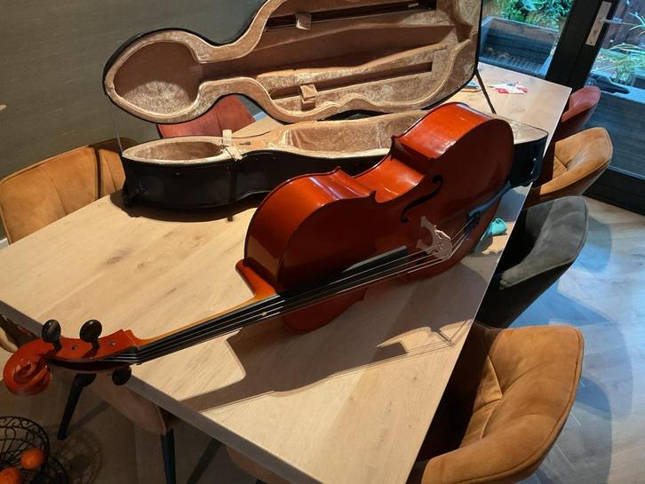1/2 Yamaha Cello met Koffer en stok  zgan, Muziek en Instrumenten, Strijkinstrumenten | Cello's, Gebruikt, 1/2-cello, Met koffer