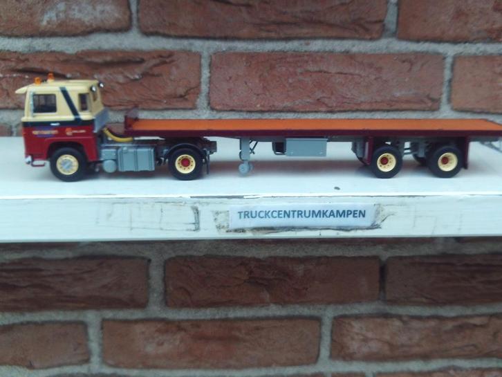 WSI  Scania  1  4 x 2 + Classic  Flat  van  van  Maanen., Hobby en Vrije tijd, Modelauto's | 1:50, Nieuw, Bus of Vrachtwagen, Wsi