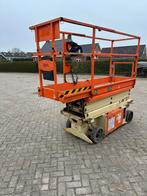 Schaarhoogwerker werkhoogte  8 meter - keuring, Zakelijke goederen, Machines en Bouw | Liften, Steigers en Ladders, Ophalen