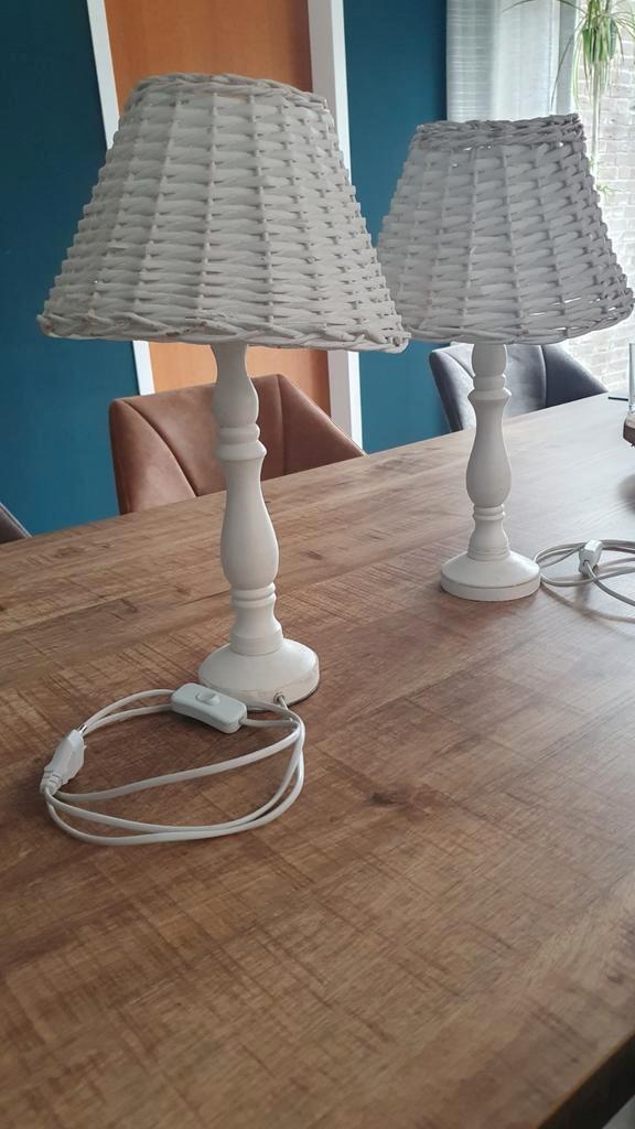 Set van 2 Schemerlampjes met Witte Kap, Huis en Inrichting, Lampen | Vloerlampen, Zo goed als nieuw, Minder dan 100 cm, Hout, Overige materialen