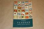 Vlaggen - Symbool, traditie protocol, Ophalen of Verzenden, 20e eeuw of later, Gelezen