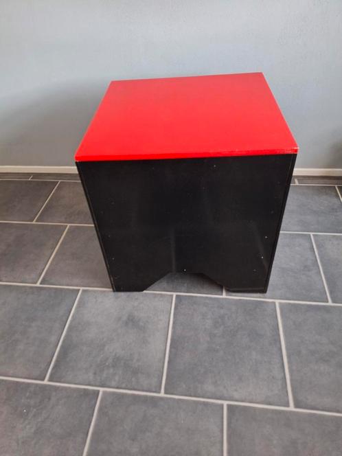 Te koop houten poef cq opbergkastje, Huis en Inrichting, Banken | Voetenbanken en Poefen, Gebruikt, Minder dan 50 cm, Minder dan 50 cm