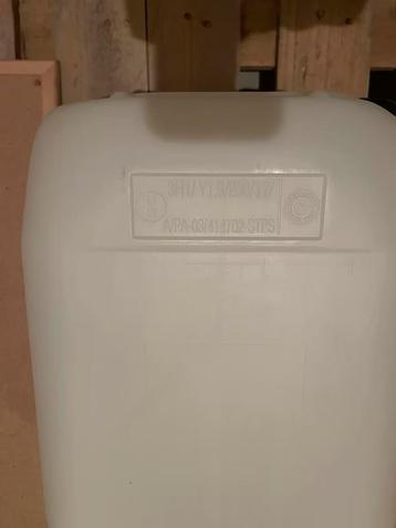 Jerrycans – 20 Liter (4 stuks) beschikbaar voor biedingen